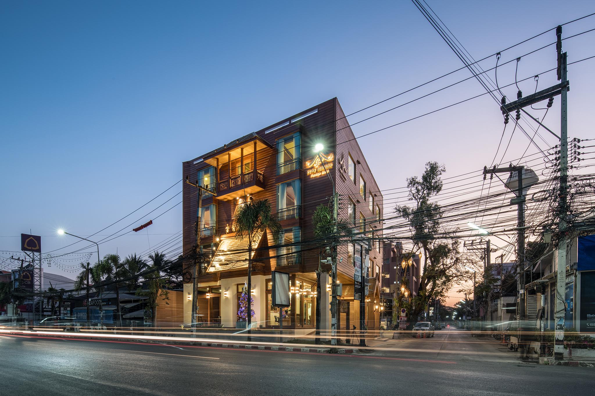 צ'יאנג מאי Peak Nimman Prestige Hotel מראה חיצוני תמונה