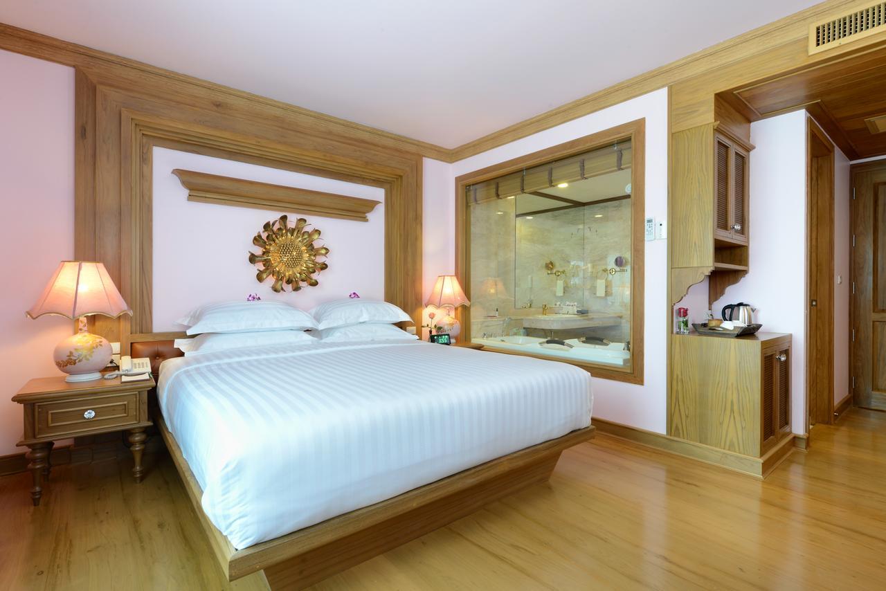 צ'יאנג מאי Peak Nimman Prestige Hotel מראה חיצוני תמונה