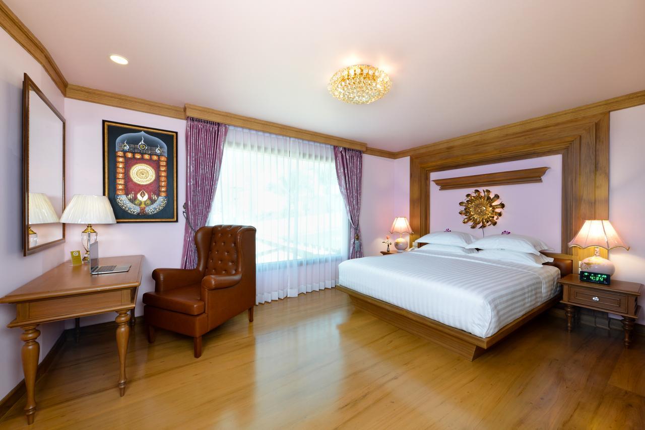 צ'יאנג מאי Peak Nimman Prestige Hotel מראה חיצוני תמונה