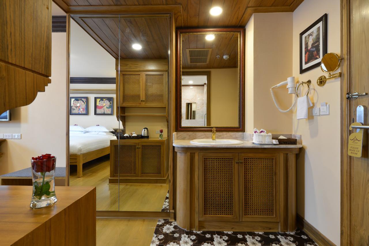 צ'יאנג מאי Peak Nimman Prestige Hotel מראה חיצוני תמונה