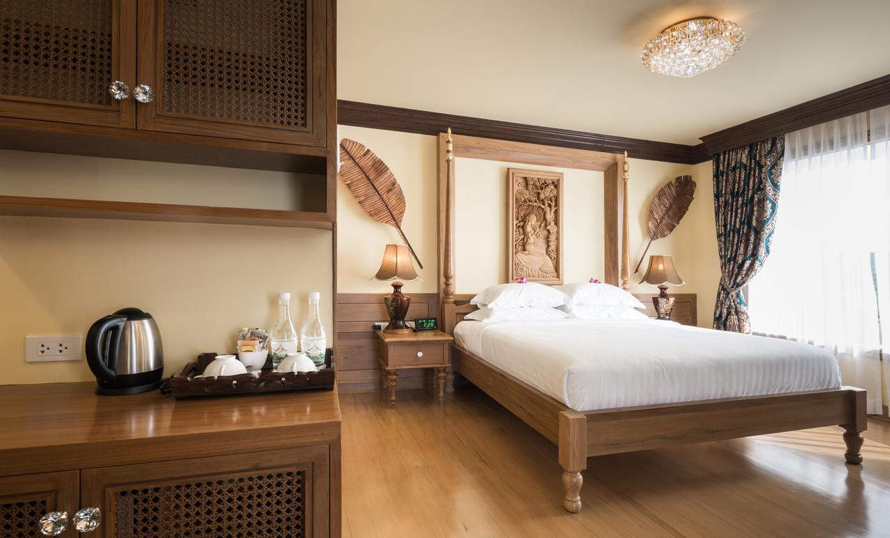 צ'יאנג מאי Peak Nimman Prestige Hotel מראה חיצוני תמונה